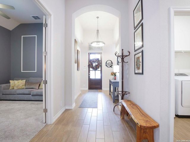 107 COLETO CRK, Boerne, TX 78006