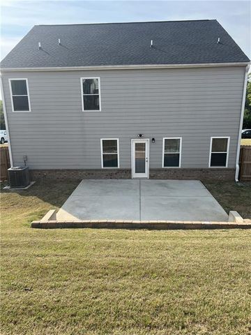 627 Overlook Road, Covington, GA 30014