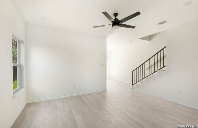 9018 Wellwood, San Antonio, TX 78250