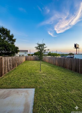 9018 Wellwood, San Antonio, TX 78250