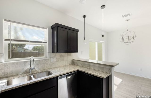 9018 Wellwood, San Antonio, TX 78250