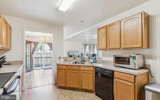 7821-A OUTING AVE, Pasadena, MD 21122