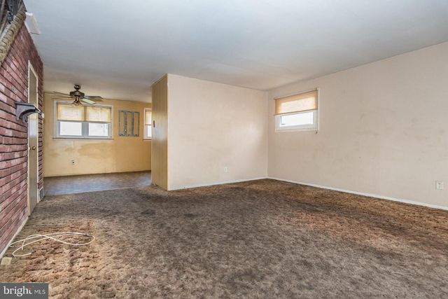 3216 BIRCH RD, Philadelphia, PA 19154