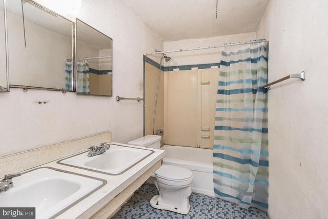 3216 BIRCH RD, Philadelphia, PA 19154