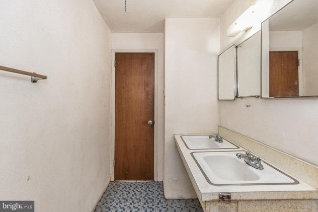 3216 BIRCH RD, Philadelphia, PA 19154