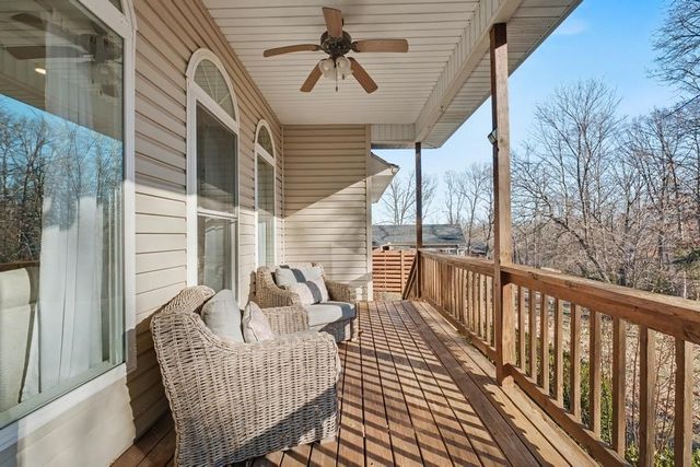 8 Slaggford Lane, Bella Vista, AR 72714