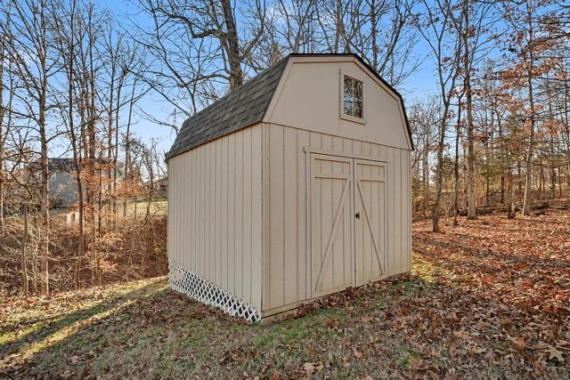 8 Slaggford Lane, Bella Vista, AR 72714