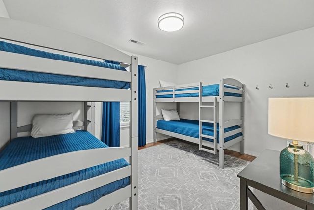 8 Slaggford Lane, Bella Vista, AR 72714