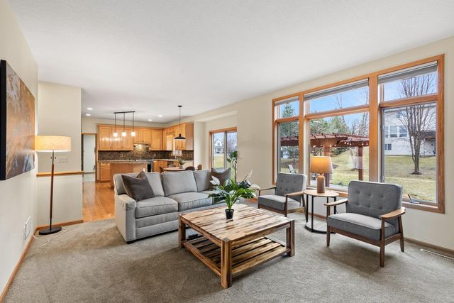 4102 Red Oak Lane, Chanhassen, MN 55331
