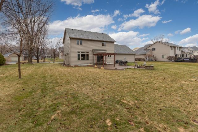 4102 Red Oak Lane, Chanhassen, MN 55331