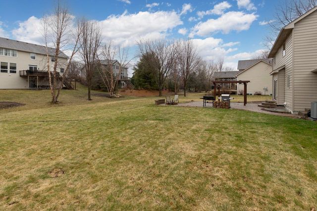 4102 Red Oak Lane, Chanhassen, MN 55331