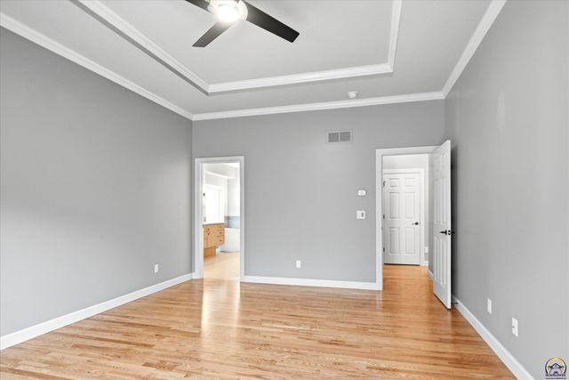 4226 SW Clarion Lakes DR, Topeka, KS 66610