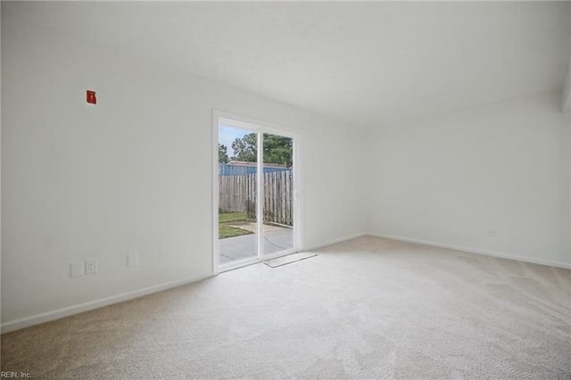 127 Parkway DR, Hampton, VA 23669