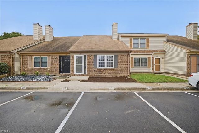 127 Parkway DR, Hampton, VA 23669