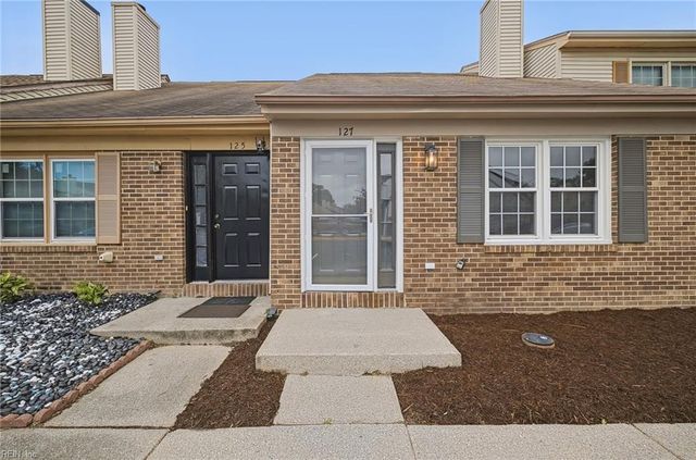 127 Parkway DR, Hampton, VA 23669