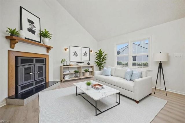 127 Parkway DR, Hampton, VA 23669