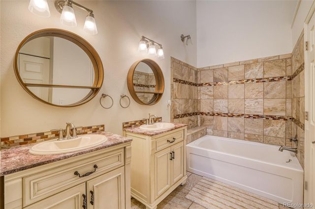 7683 S Cove Circle, Centennial, CO 80122