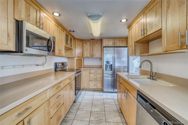 7683 S Cove Circle, Centennial, CO 80122