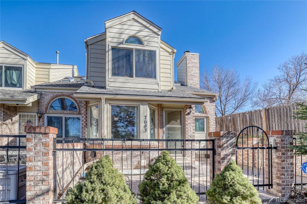 7683 S Cove Circle, Centennial, CO 80122
