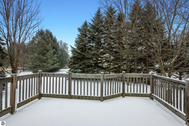 11951 Cabin Lane, Rapid City, MI 49676