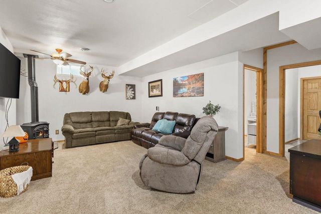 141 Shawn Avenue, Arlington, WI 53911