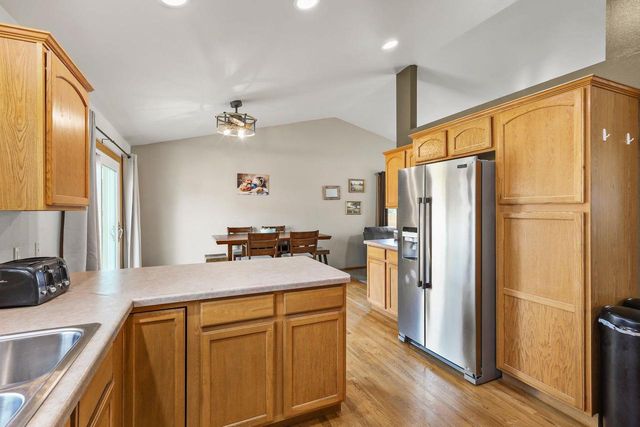 141 Shawn Avenue, Arlington, WI 53911