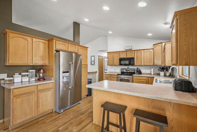141 Shawn Avenue, Arlington, WI 53911