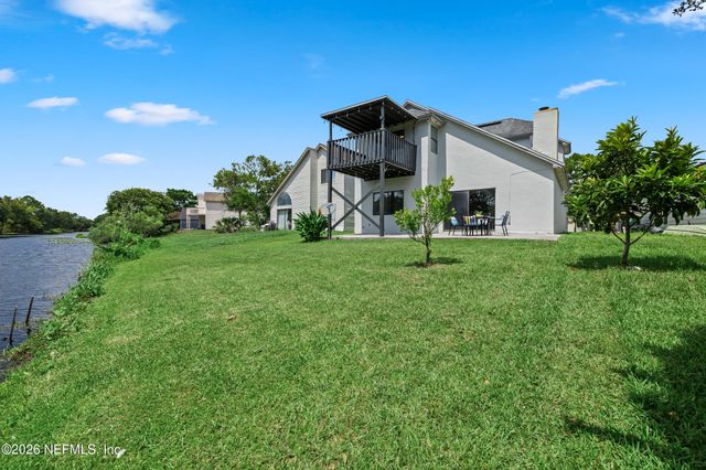 2922 LANTANA LAKES Drive E, Jacksonville, FL 32246