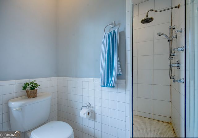 2265 E Lake Road NE, Atlanta, GA 30307