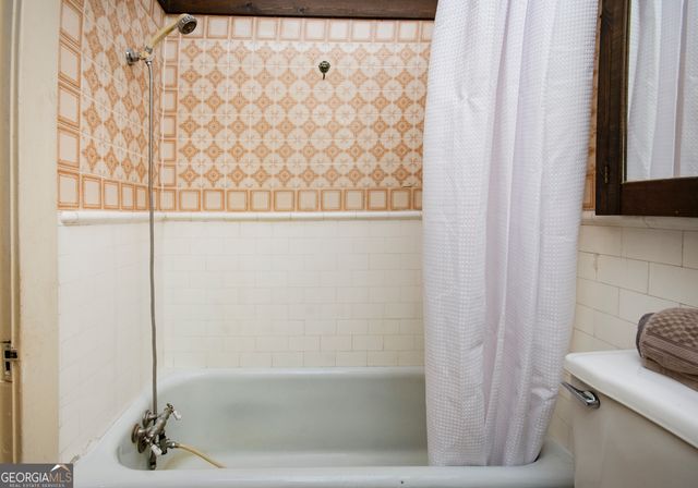 2265 E Lake Road NE, Atlanta, GA 30307