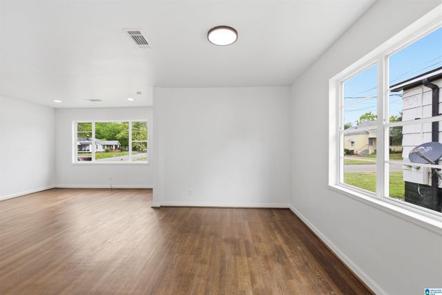 2005 49TH STREET, Birmingham, AL 35208