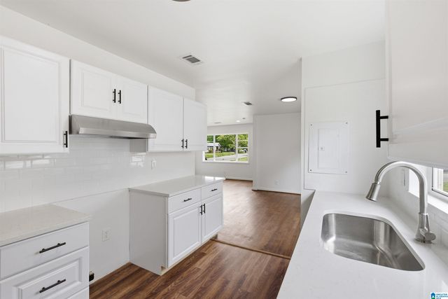 2005 49TH STREET, Birmingham, AL 35208