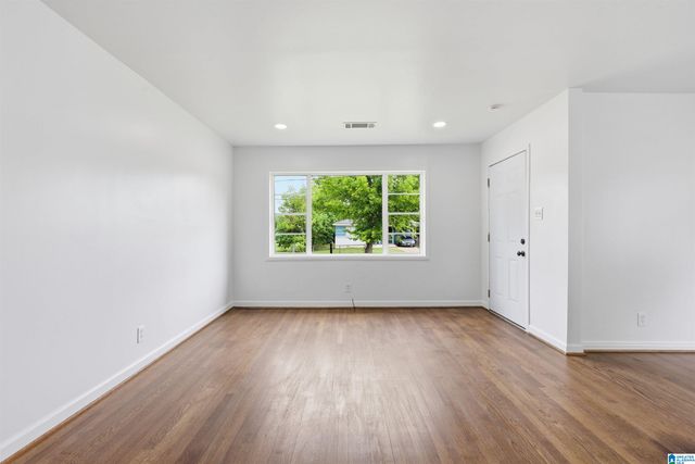 2005 49TH STREET, Birmingham, AL 35208