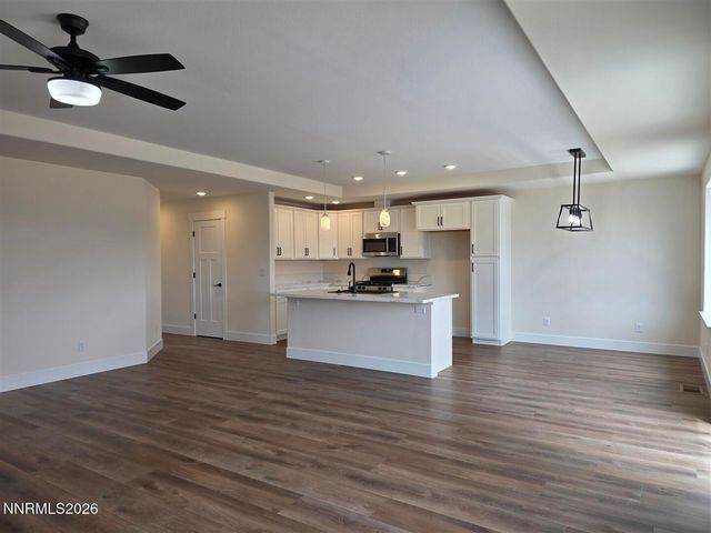 203 Cleek Court, Yerington, NV 89447
