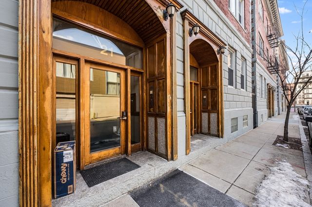 21 Aberdeen Street B, Boston, MA 02215