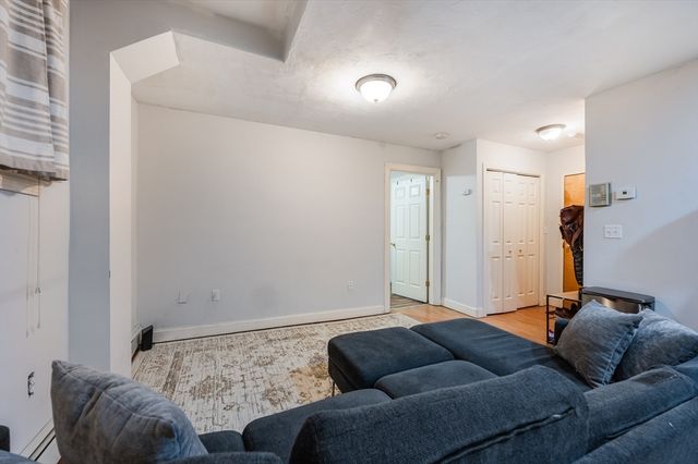 21 Aberdeen Street B, Boston, MA 02215