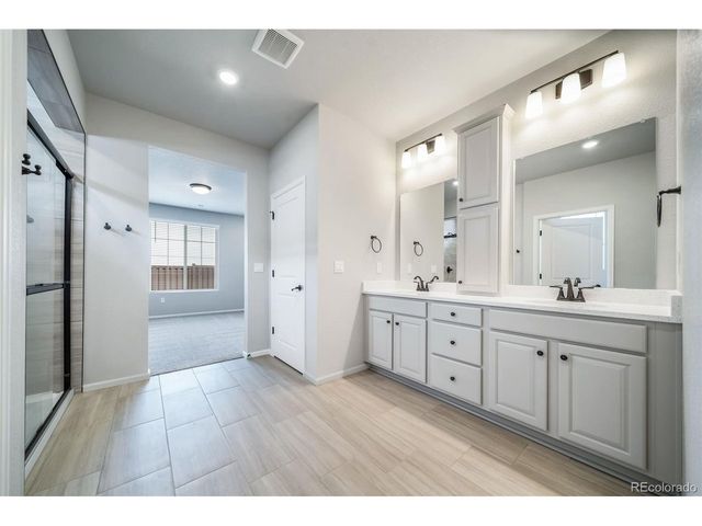 5174 N Quatar St, Aurora, CO 80019