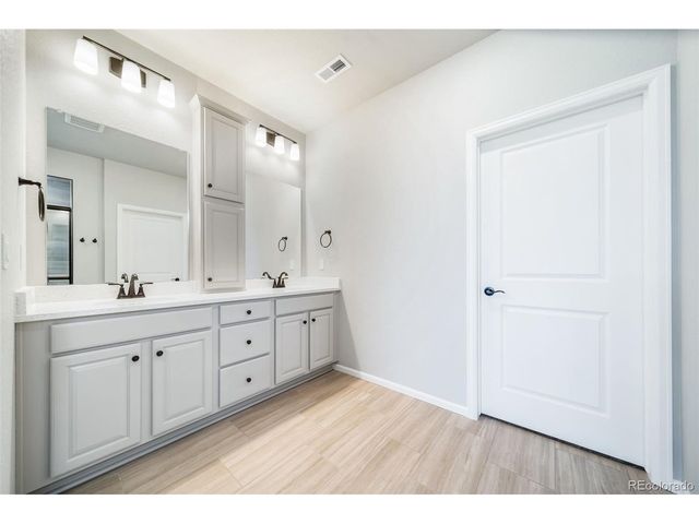 5174 N Quatar St, Aurora, CO 80019