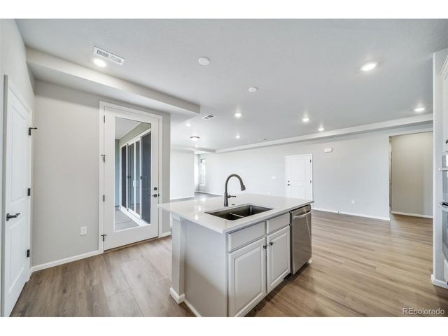 5174 N Quatar St, Aurora, CO 80019