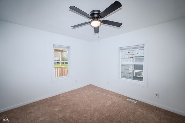 1605 W Memorial Drive, Muncie, IN 47302