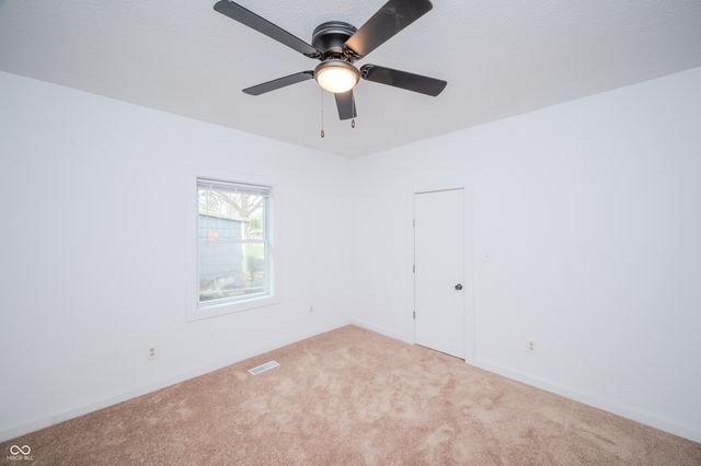 1605 W Memorial Drive, Muncie, IN 47302