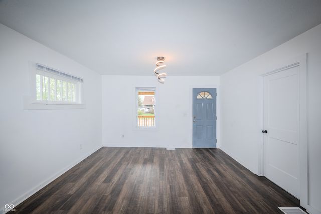 1605 W Memorial Drive, Muncie, IN 47302