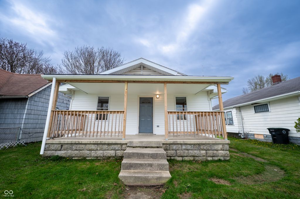 1605 W Memorial Drive, Muncie, IN 47302