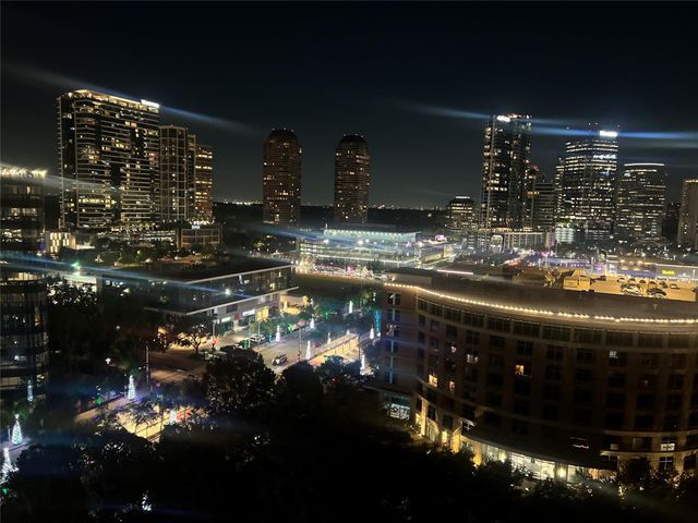 1901 Post Oak Boulevard 2112, Houston, TX 77056