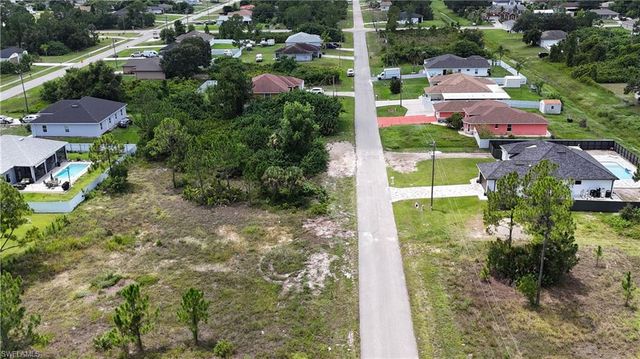 1404 Venice AVE N, Lehigh Acres, FL 33971