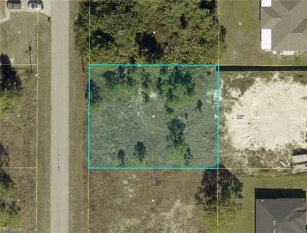 1404 Venice AVE N, Lehigh Acres, FL 33971