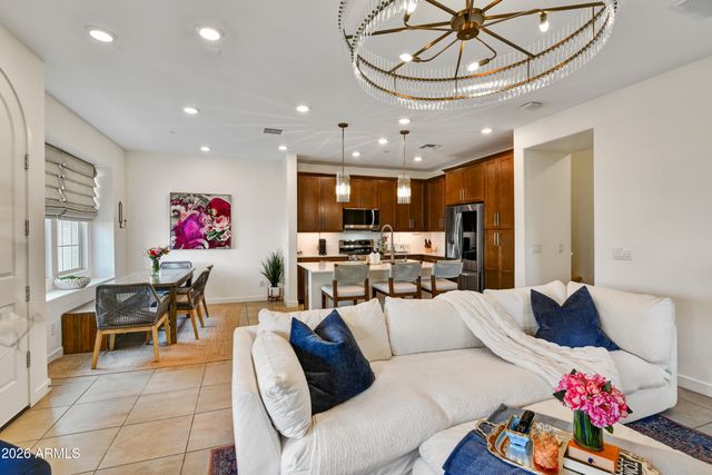 4077 S SABRINA Drive 71, Chandler, AZ 85248
