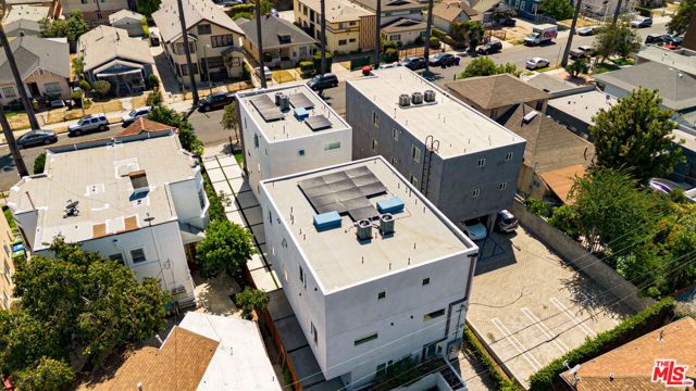 1269 W 36th Street, Los Angeles, CA 90007