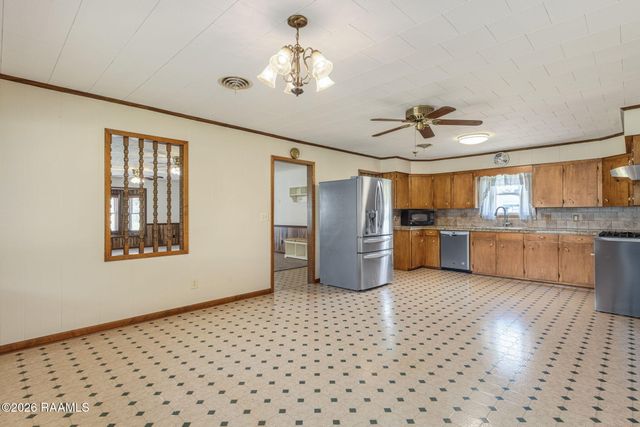 935 Patricia Street, Rayne, LA 70578