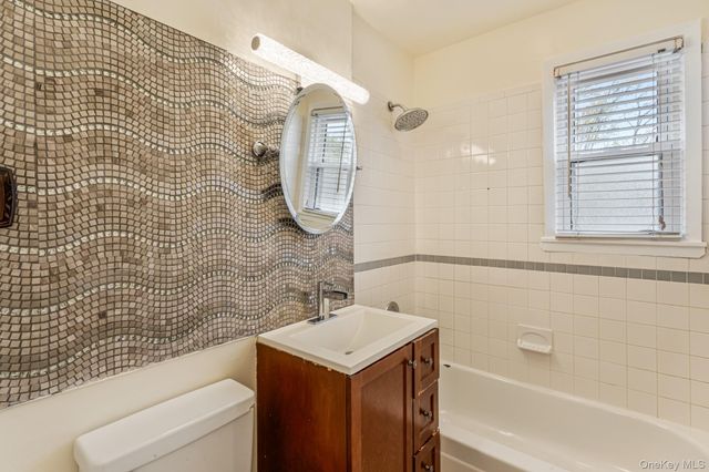 25125 71st Avenue 110A, Bellerose, NY 11426